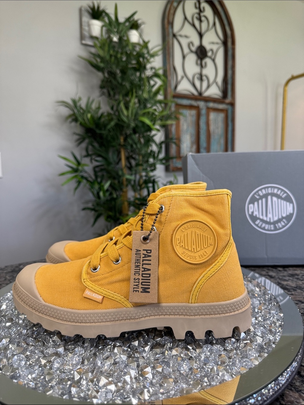 Palladium butterscoth Yellow Honey gold Canvas Lace-Up Ankle Boots lug sole NEW